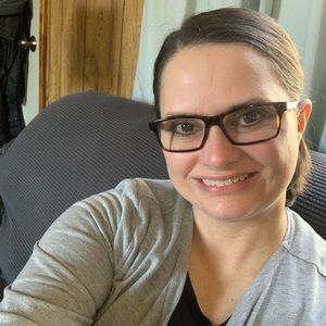 Meet your Posher, Monica